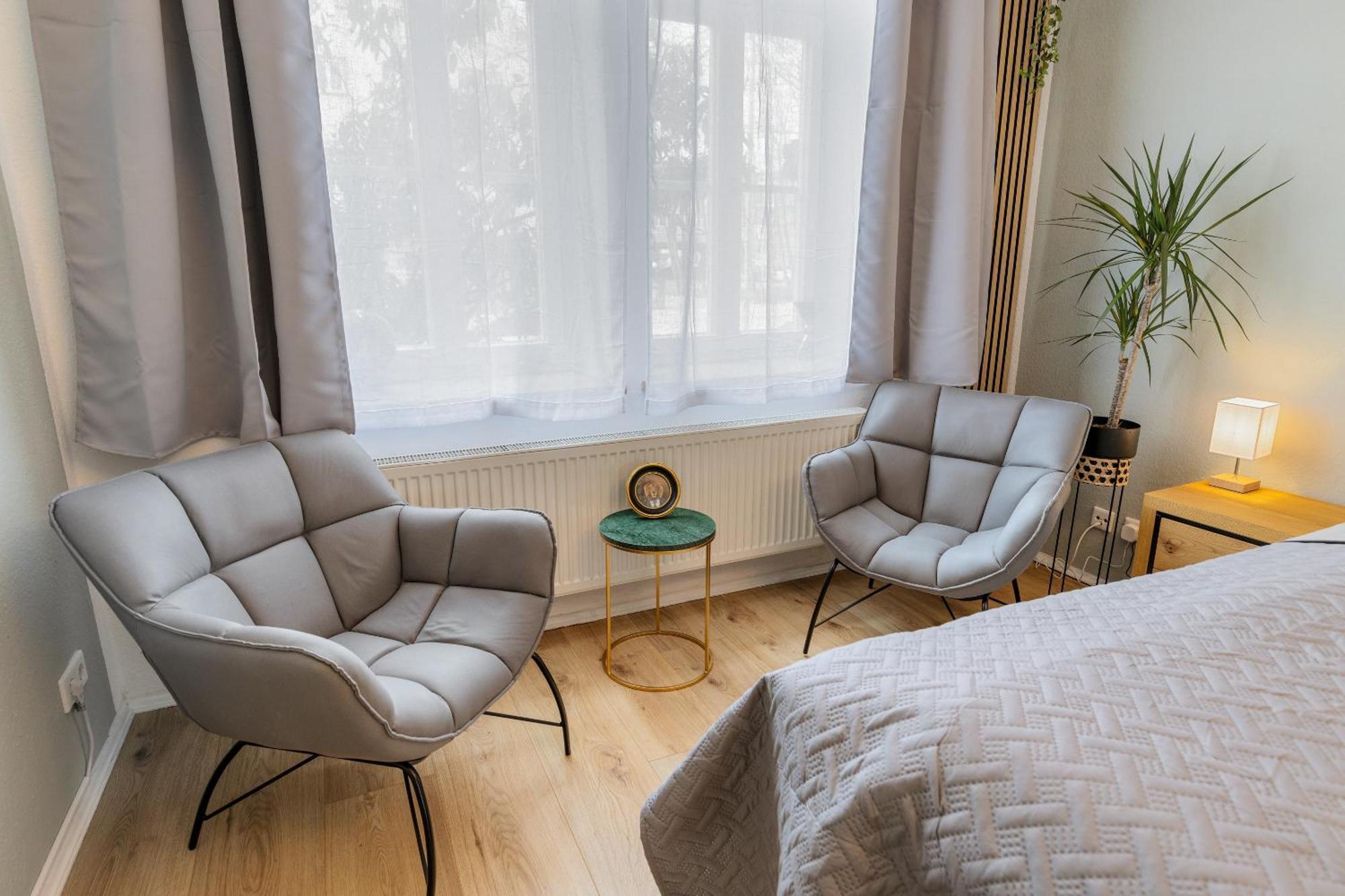 Apartment Apart21 - Exclusive In Location With Parking *