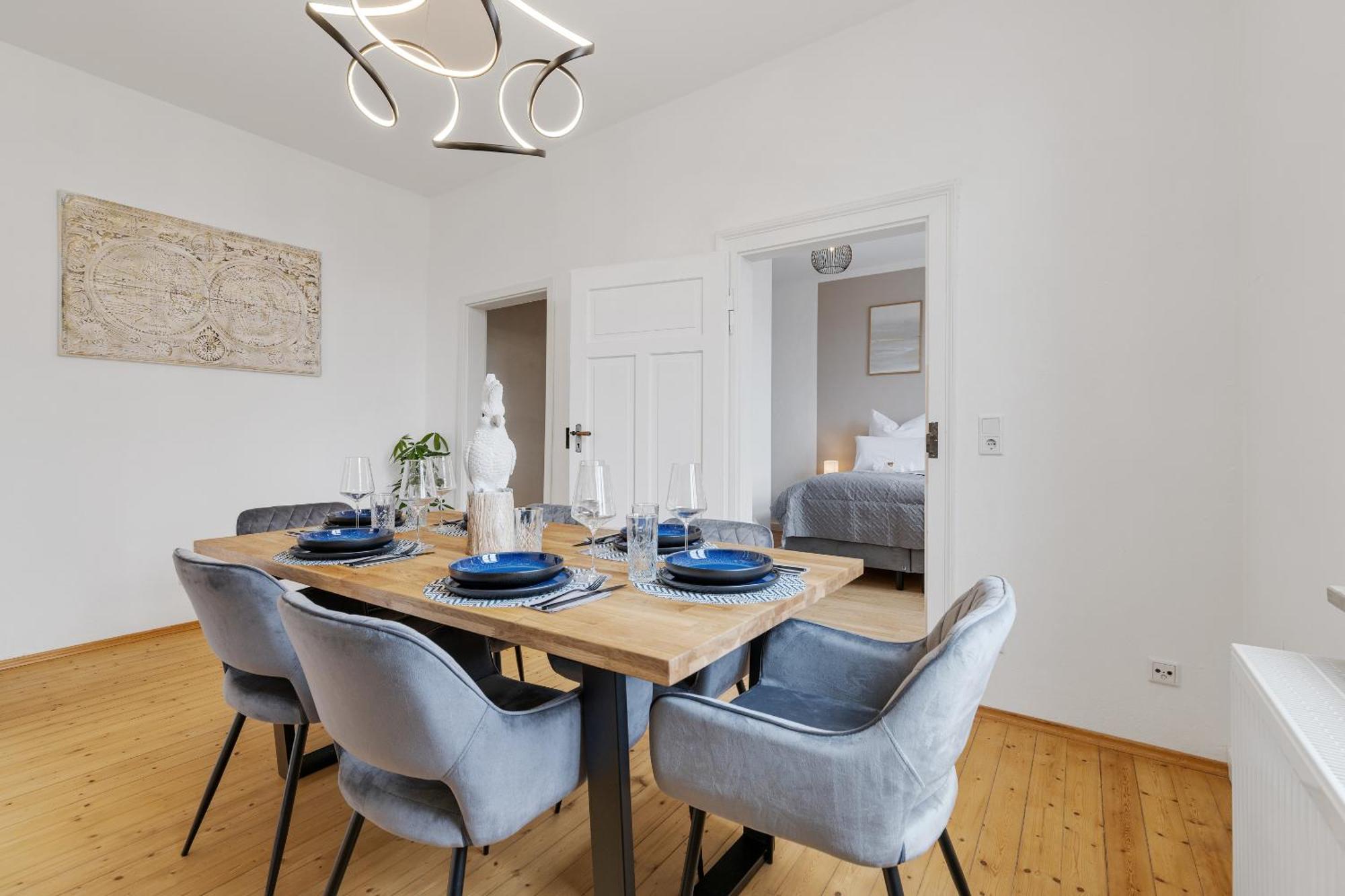 Apart21 - Exclusive In Location With Parking *