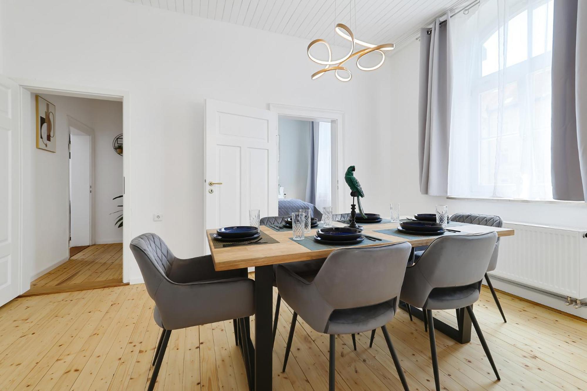 Apart21 - Exclusive In Location With Parking