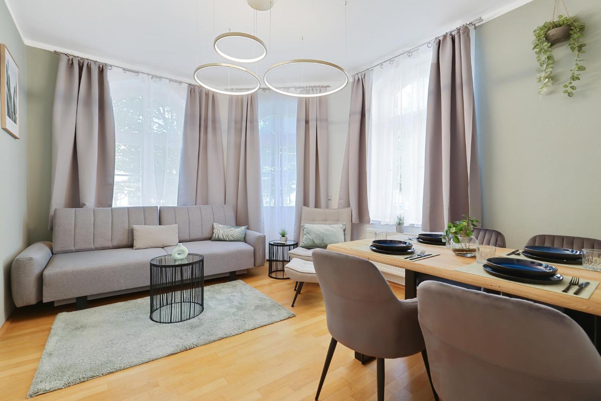 Apart21 - Exclusive In Location With Parking